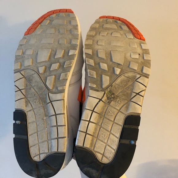 LC❗️NIKE Just Do It Air Max 1 Sneakers - Picture 4 of 8